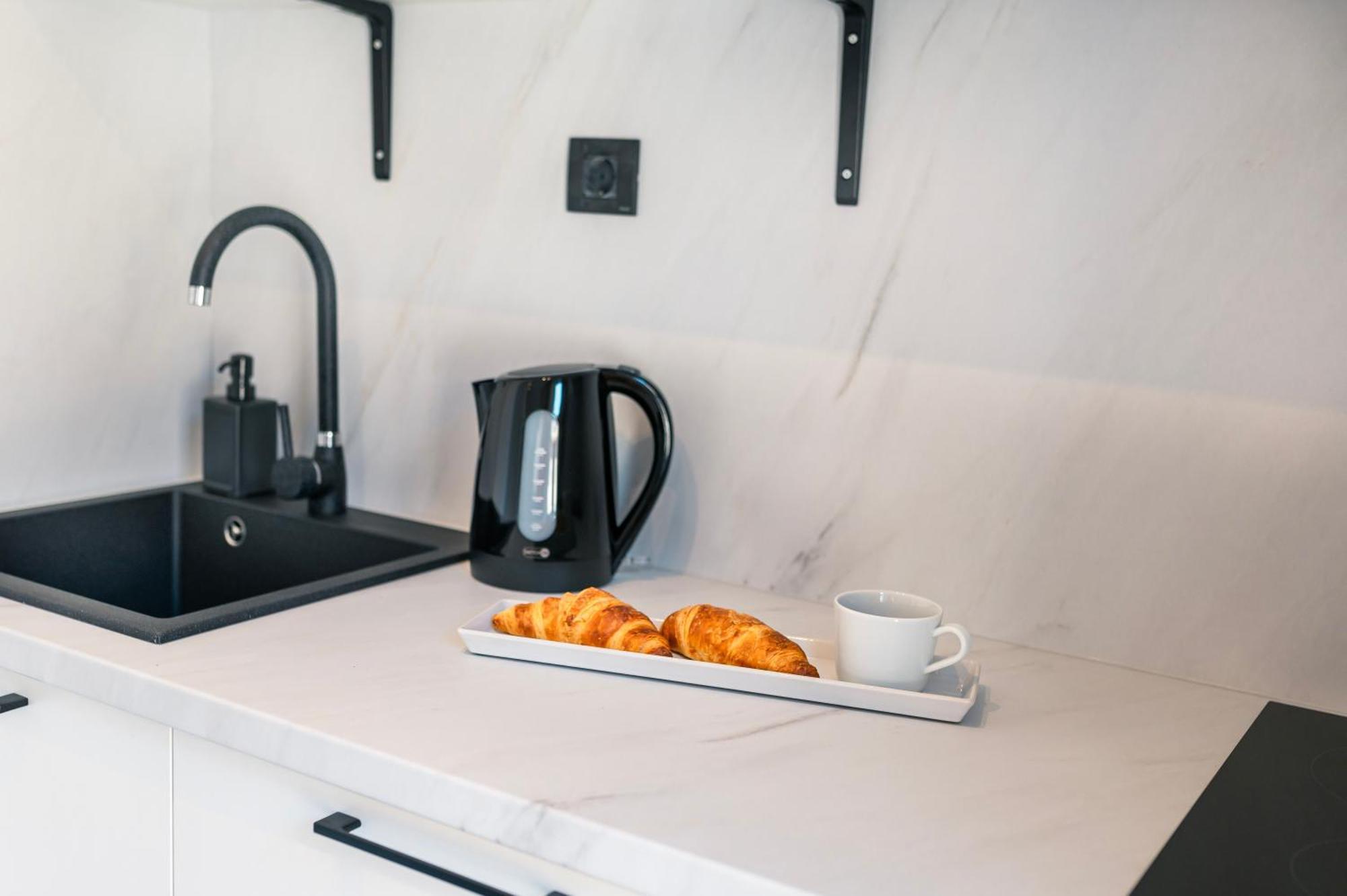 City Break Studio Apartments シベニク エクステリア 写真
